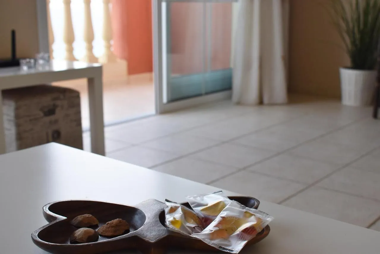 Fuerte Holiday Select Playa Paraiso Residence 코스타카르마